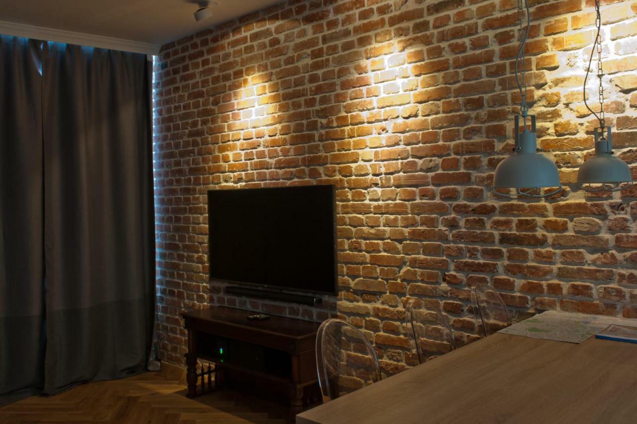 Red Brick Old Town Apartment Warsaw Exterior photo